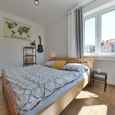 Big 75m2 Next To Opera Building In Direct Centrum, Air-conditioned, Balcony, 24h Self Checking Apartment *