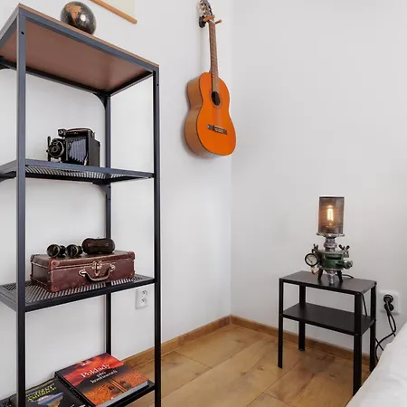 Apartment Big 75m2 Next To Opera Building In Direct Centrum, Air-conditioned, Balcony, 24h Self Checking
